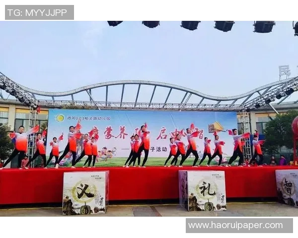 足球明星感恩父母一路陪伴支持助力自己成就梦想的心路历程 足球明星感恩父母一路陪伴支持助力自己成就梦想的心路历程